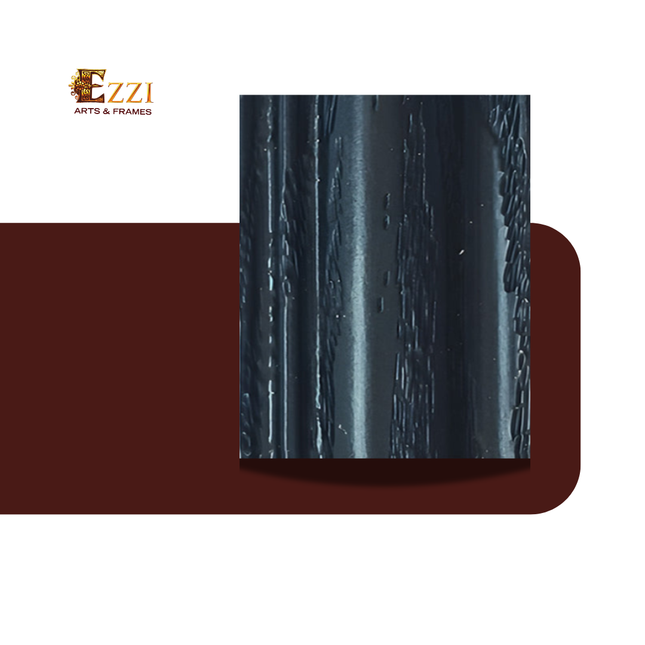 Essent Black Moulding