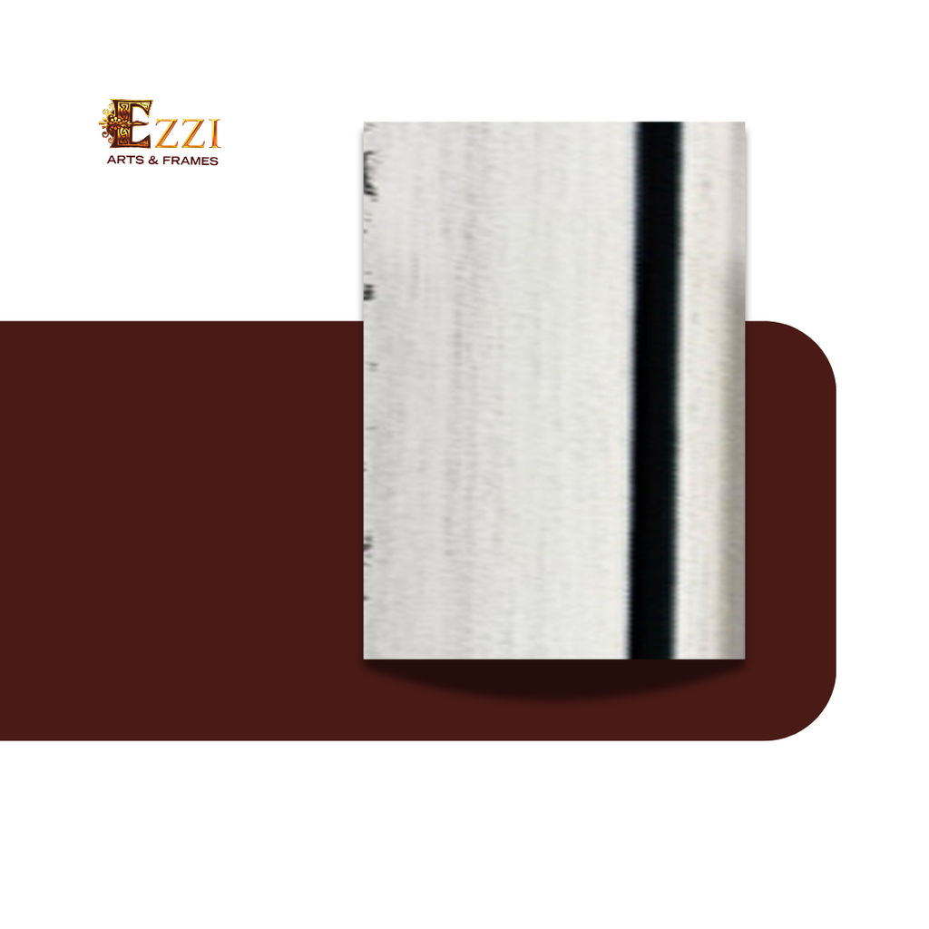 Valentino White Black Strip Moulding
